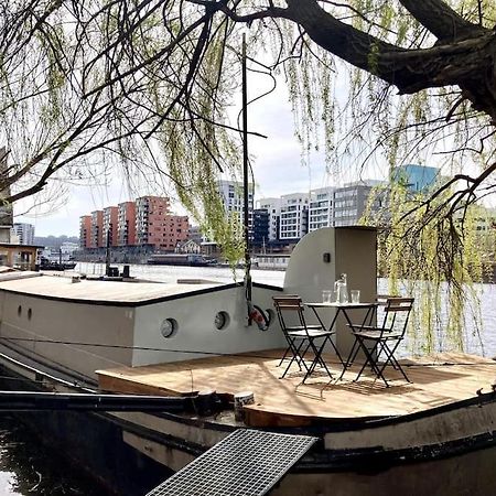 Prague On Boat, Privat Pier, Free Parking Hotel Exterior photo